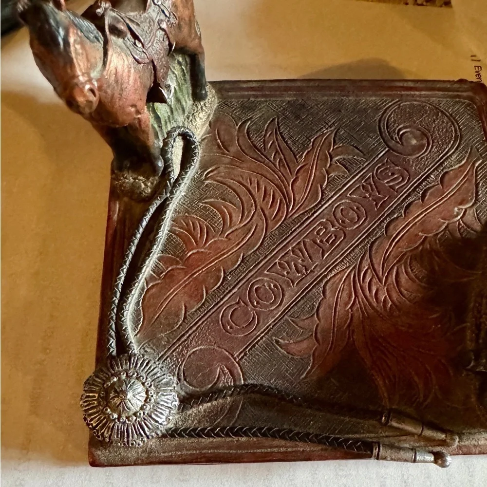 Decorative Western 2 piece Desk Organizer (Resin)